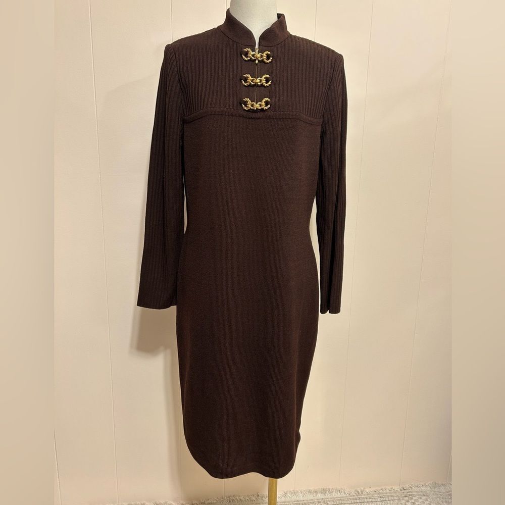 ST. JOHN collection by Marie Gray.Dark chocolate Dress with Gold Accents size 8